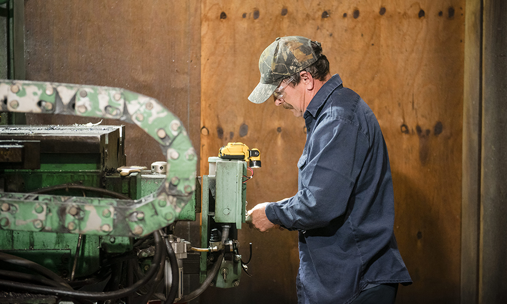 Carver-Machine-Works-Machine-Repair