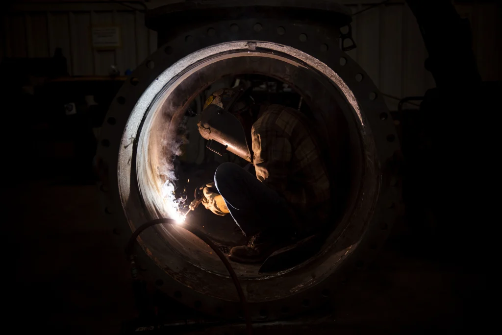 basics-of-welding-man-welding